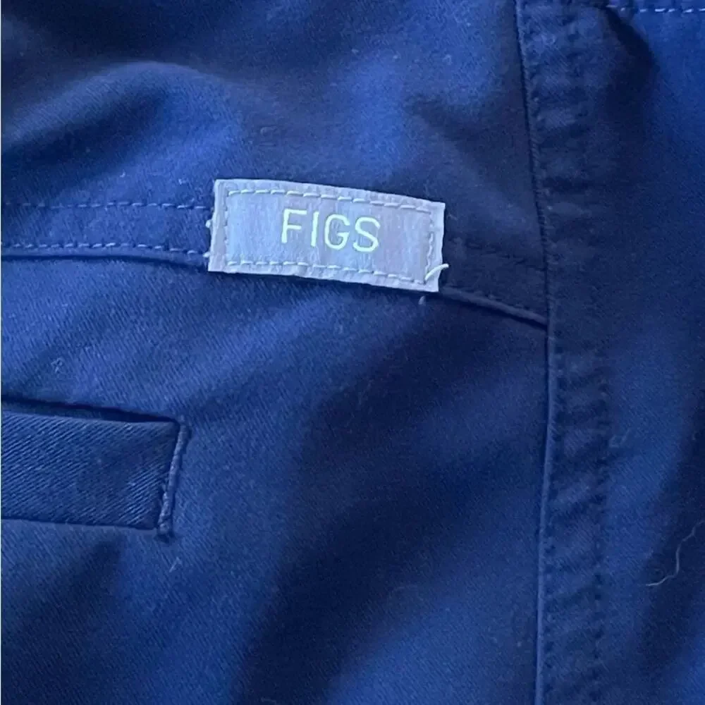 FIGS Axim navy blue cargo scrub pants, size XXL